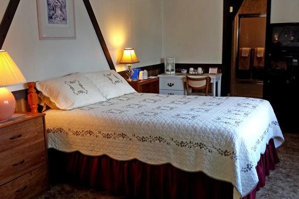 The Stone House Motel & Motor Lodge Ticonderoga Екстер'єр фото